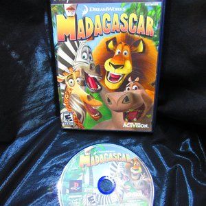 Madagascar (Sony PlayStation 2, 2005) Case & Game Only